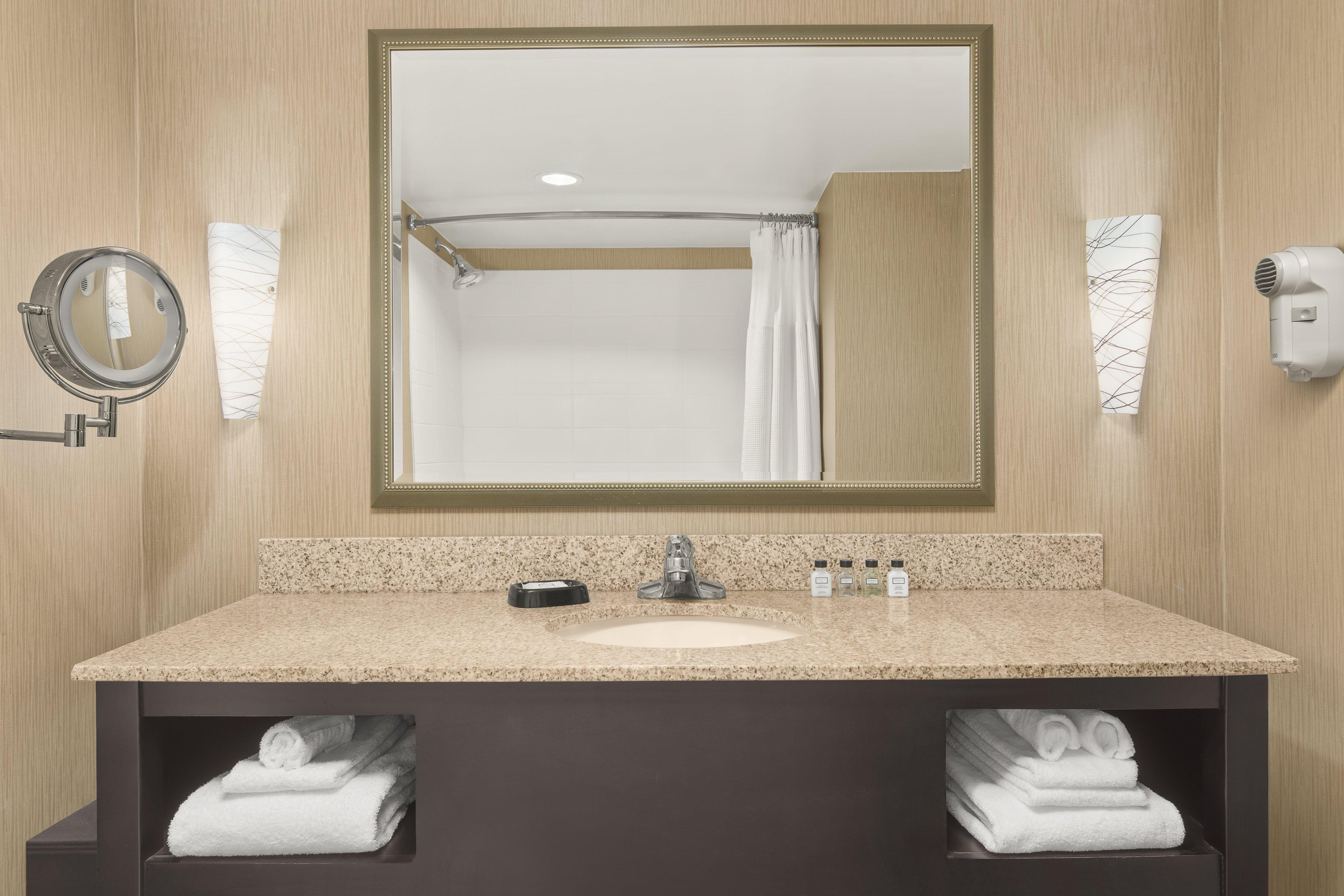 Crowne Plaza Greenville By Ihg Экстерьер фото